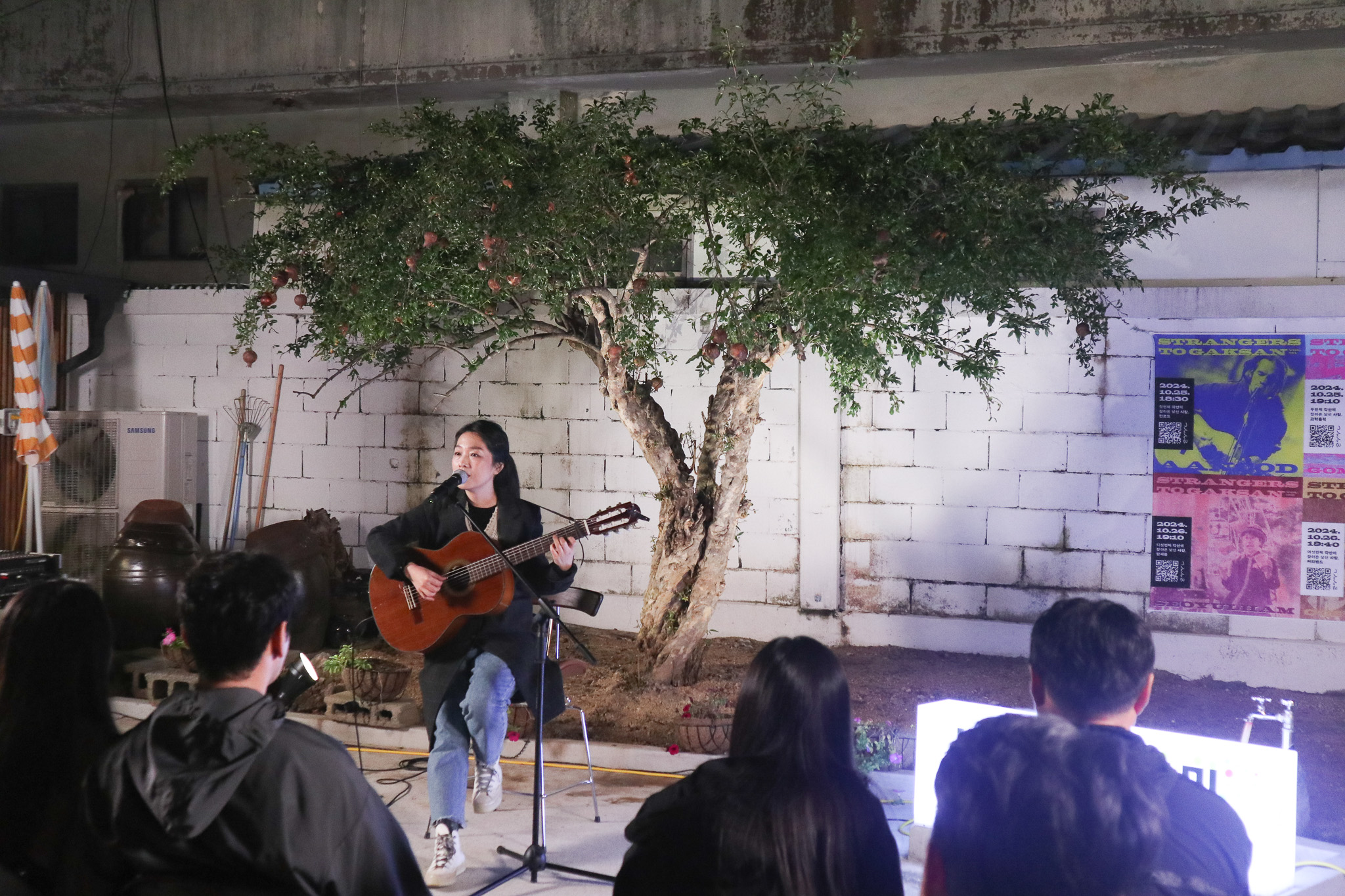 각산살롱 버스킹 〈STRANGERS TO GAKSAN〉 (241025-6)